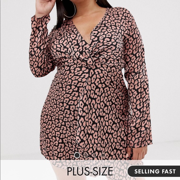 Twist front animal print dress - Picture 2 of 4